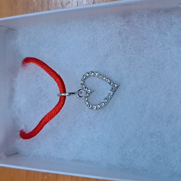 Clear Crystal Heart Necklace - Picture 2 of 5